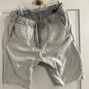 Bullhead Gray Slim Jogger Shorts